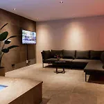 Veluwe Met Binnenzwembad & Wellness | 12 Personen | Rolstoelvriendelijk * Wekerom