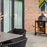 Veluwe Met Binnenzwembad & Wellness | 12 Personen | Rolstoelvriendelijk * Wekerom