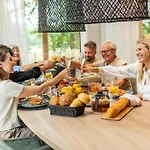 Villa Veluwe Met Binnenzwembad & Wellness | 12 Personen | Rolstoelvriendelijk