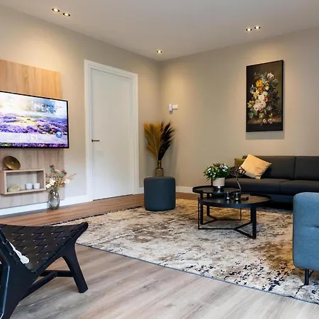 Villa Veluwe Met Binnenzwembad & Wellness - 12 Personen - Rolstoeltoegankelijk