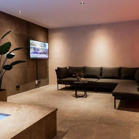 Veluwe Met Binnenzwembad & Wellness | 12 Personen | Rolstoelvriendelijk * Wekerom