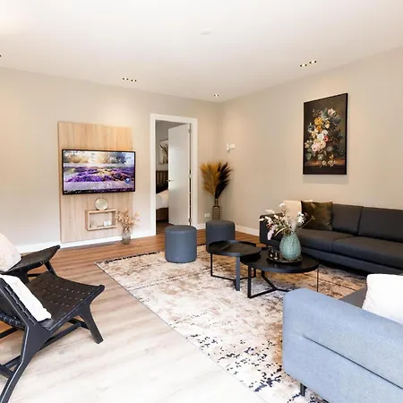 Veluwe Met Binnenzwembad & Wellness | 12 Personen | Rolstoelvriendelijk 别墅 *