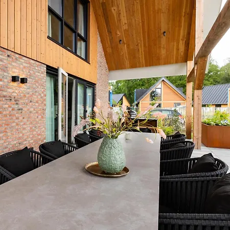 Veluwe Met Binnenzwembad & Wellness | 12 Personen | Rolstoelvriendelijk Wekerom