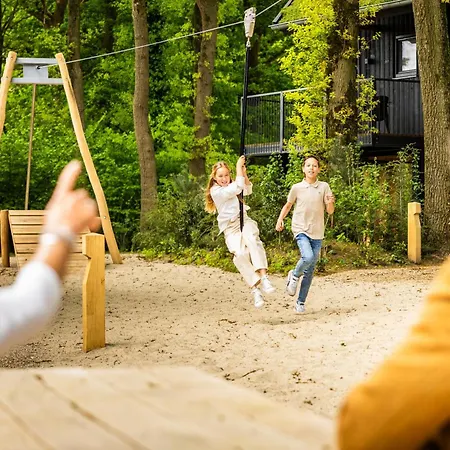 Veluwe Met Binnenzwembad & Wellness - 12 Personen - Rolstoeltoegankelijk * Wekerom