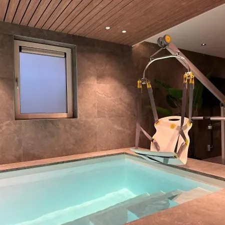 Veluwe Met Binnenzwembad & Wellness | 12 Personen | Rolstoelvriendelijk