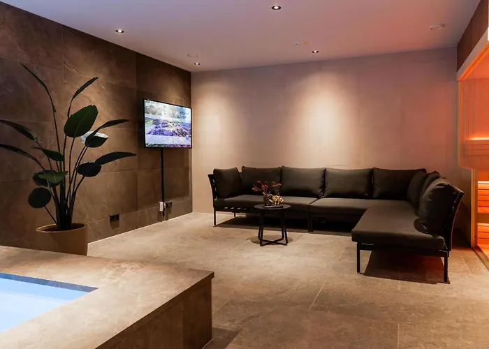 Veluwe Met Binnenzwembad & Wellness | 12 Personen | Rolstoelvriendelijk * Wekerom