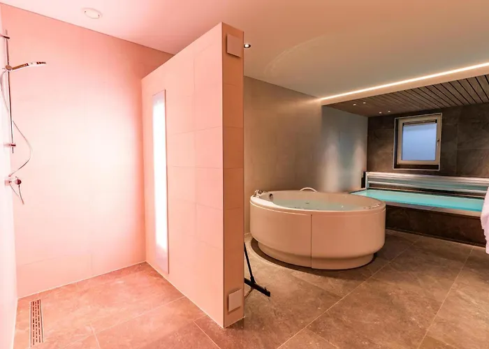 וילה Veluwe Met Binnenzwembad & Wellness | 12 Personen | Rolstoelvriendelijk Wekerom