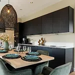 Villa Veluwe Met Binnenzwembad & Wellness | 12 Personen | Rolstoelvriendelijk
